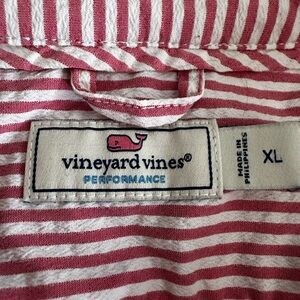Women’s Vineyard Vines Searsucker performance shirt Size XL